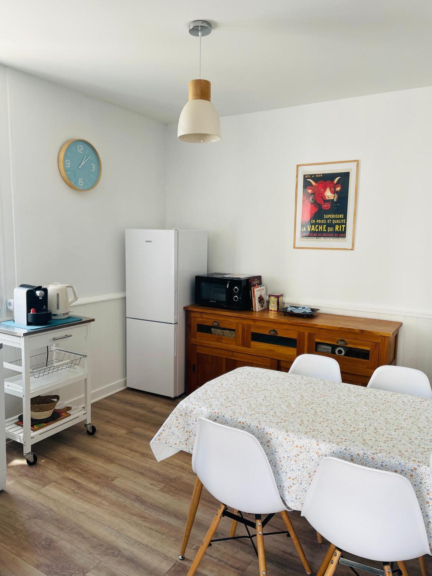 Location La Ferte, Calme Et Proximite Centre Ville Classe 3 Etoiles Lons-le-Saunier Eksteriør bilde